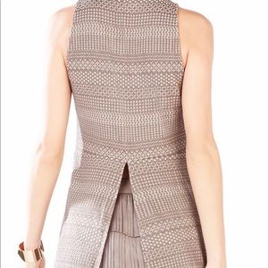 3/$20 BCBG MaxAzria split back Top